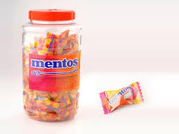 Mentos Toffee Jar (strawberry,orange,mint) -  200 PCS