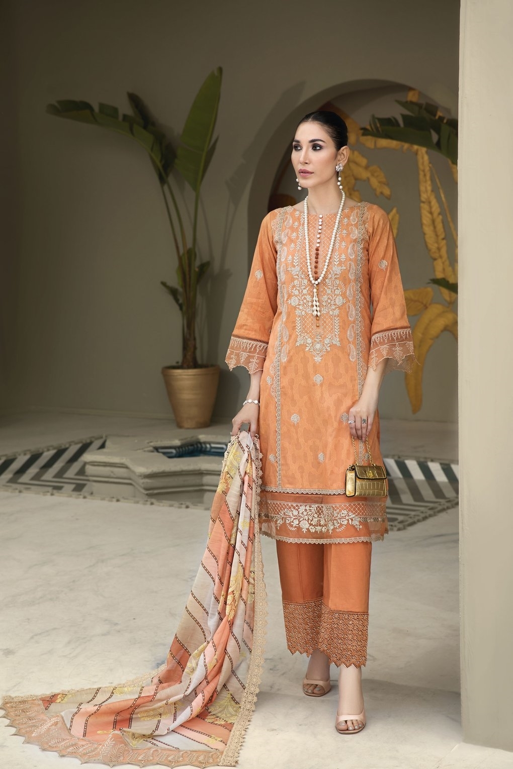 Resham Ghar Summer Lawn 2021 D4